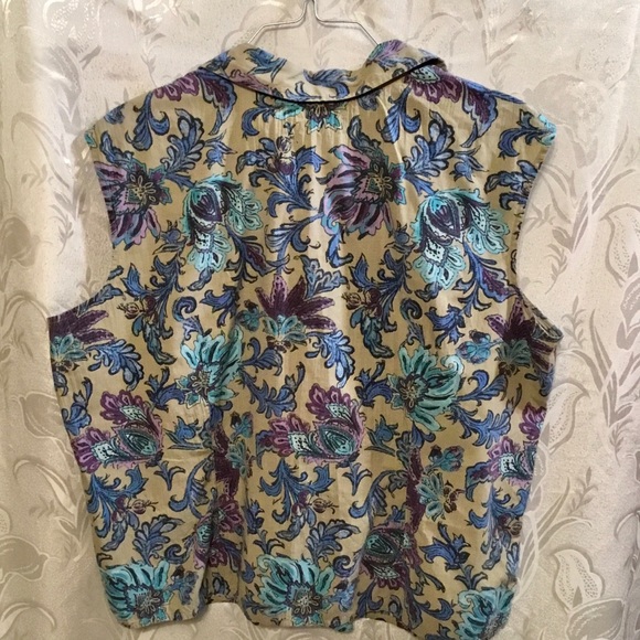 White Stag Sleeveless Button Up Blue and Tan Top - Picture 5 of 5